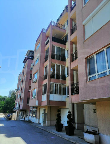 South-facing apartment with excellent layout in Vazrazhdane district South-facing apartment with excellent layout in Vazrazhdane district