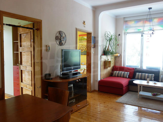 3-bedroom apartment with separate kitchen with excellent location in the capital 3-bedroom apartment with separate kitchen with excellent location in the capital