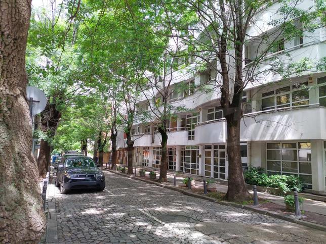 Spacious office with convenient access to the National Palace of Culture metro station and all amenities Spacious office with convenient access to the National Palace of Culture metro station and all amenities