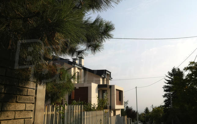 Properties with easy access to the center of Sofia Properties with easy access to the center of Sofia