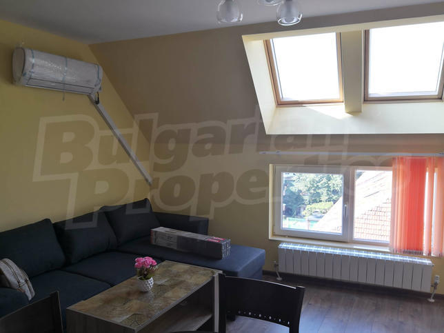 Furnished home close to key boulevards, institutions and everyday amenities Furnished home close to key boulevards, institutions and everyday amenities