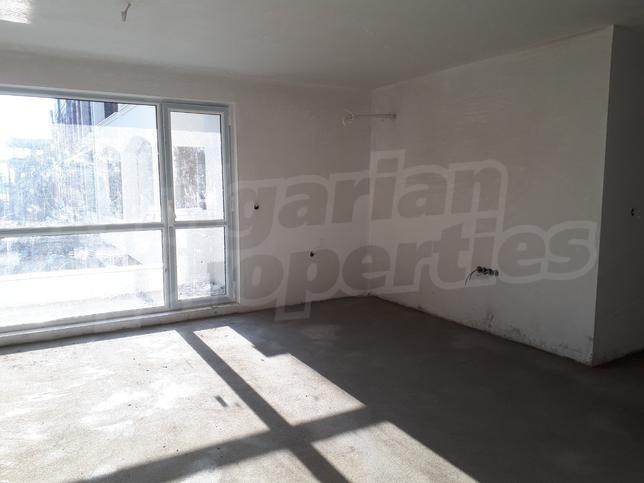 Apartment in a gated complex with houses and apartments with convenient location Apartment in a gated complex with houses and apartments with convenient location