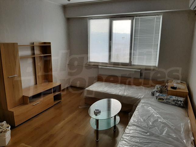 Property with good location near school, kindergarten, bus stop Property with good location near school, kindergarten, bus stop