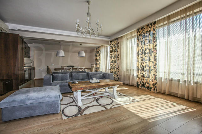 Fully furnished spacious apartment in Lozenets district near schools and park Fully furnished spacious apartment in Lozenets district near schools and park