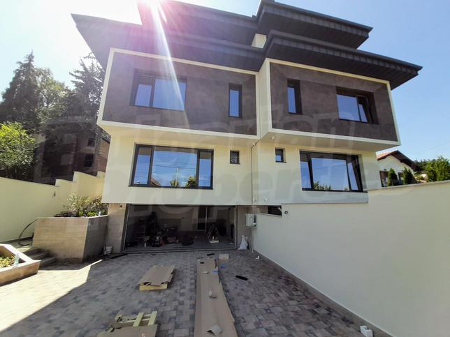 Houses with spacious and bright rooms in Boyana district Houses with spacious and bright rooms in Boyana district