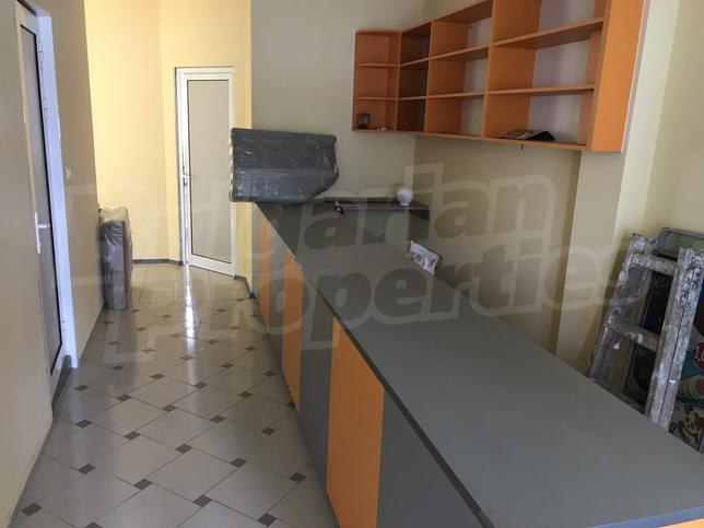 Business property in excellent condition next to a bus stop Business property in excellent condition next to a bus stop