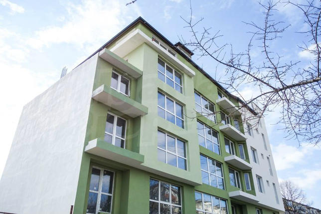 Spacious apartment in Troshevo district Spacious apartment in Troshevo district