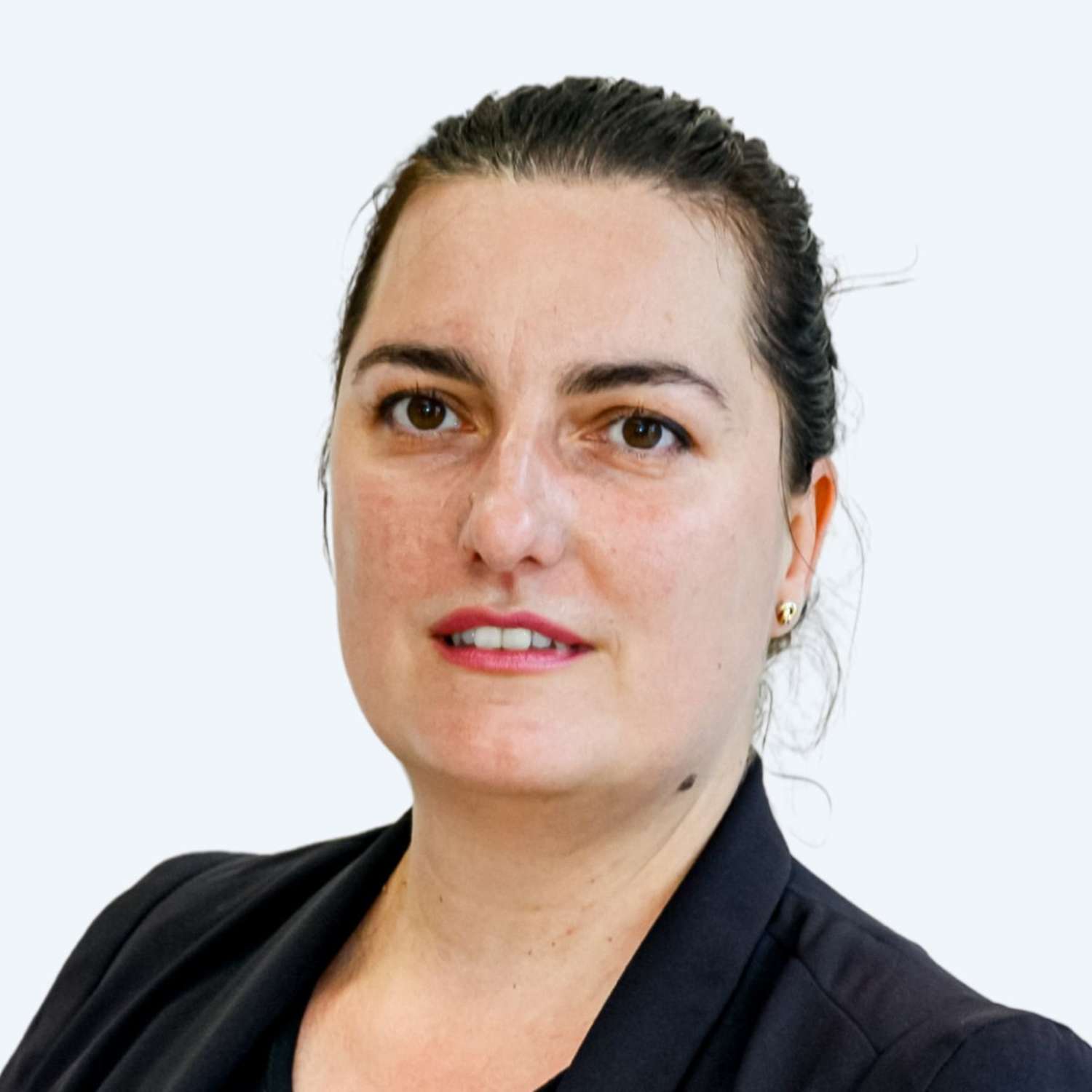 Анна Хинова
