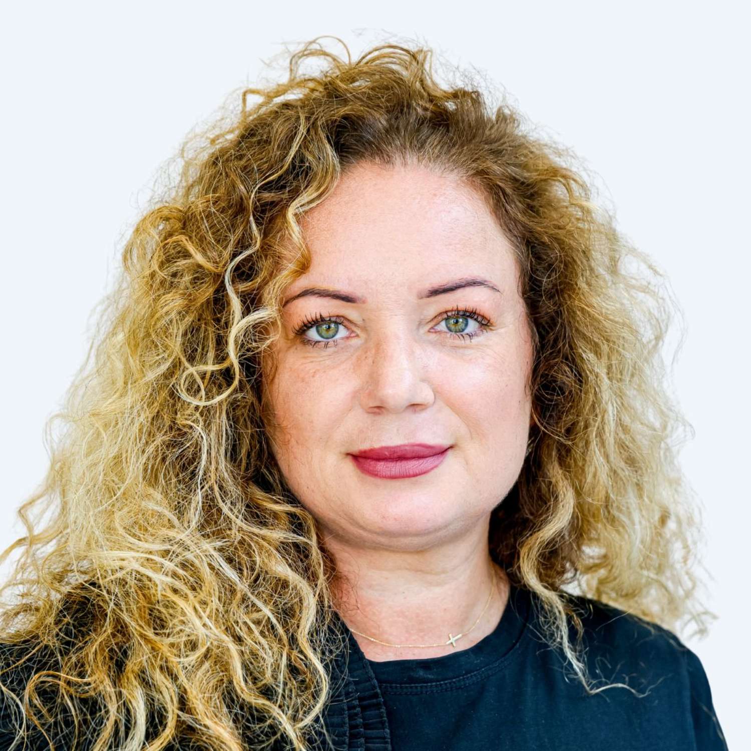 Любка Михова