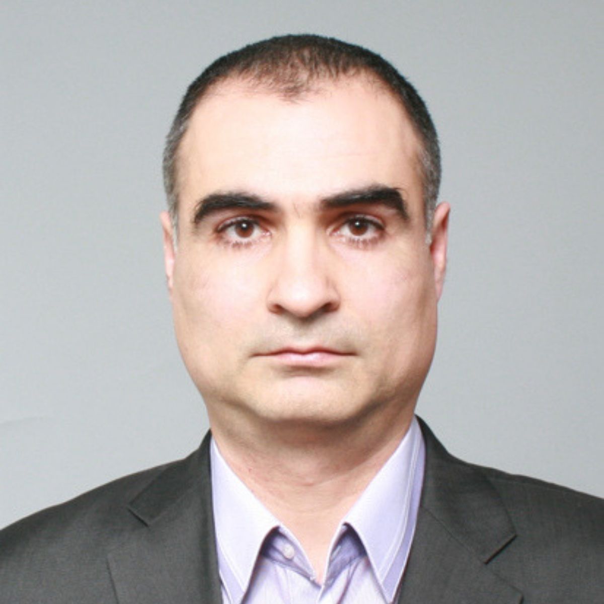 Николай Николов